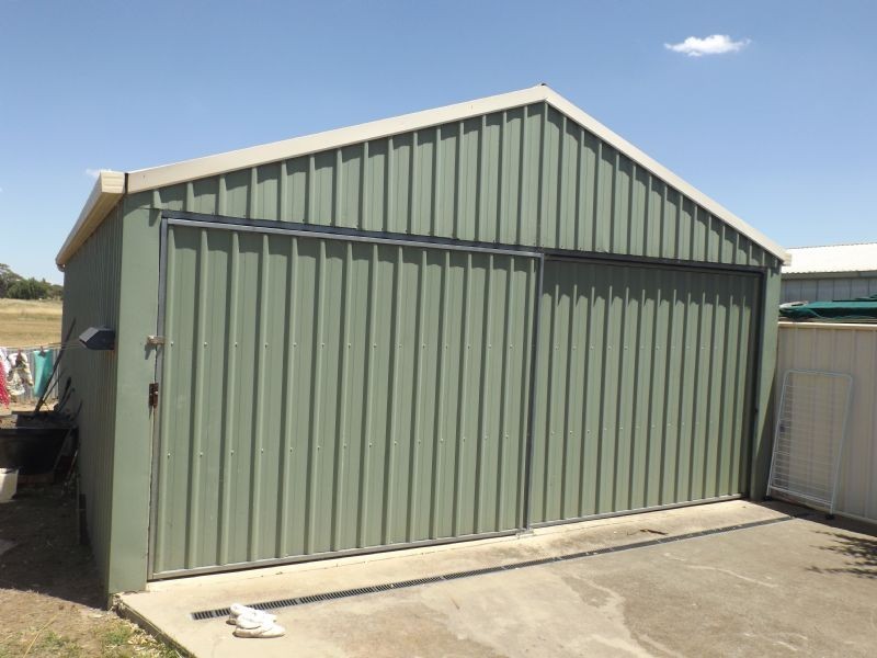 22 Howlong Road, Rutherglen VIC 3685