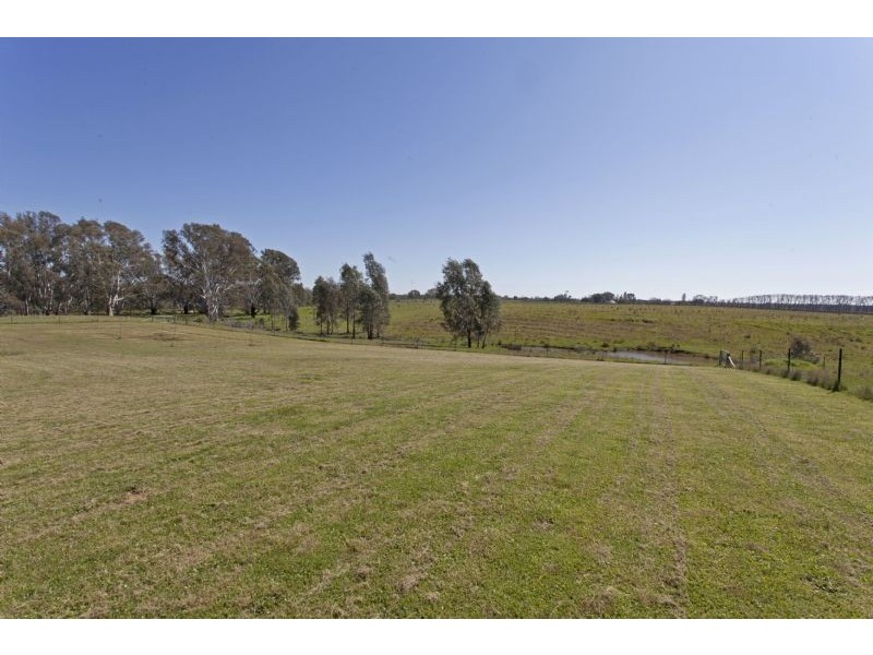 163 All Saints Road, Wahgunyah VIC 3687