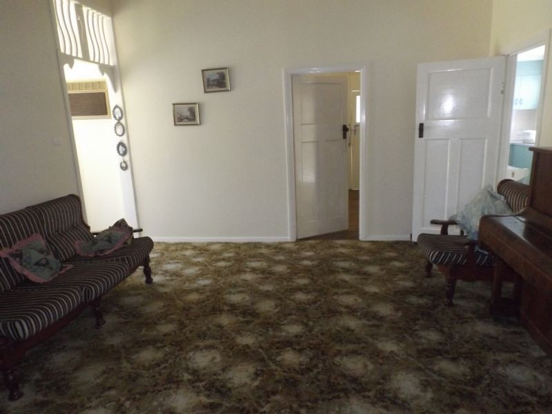 14 Isabel Street, Corowa NSW 2646