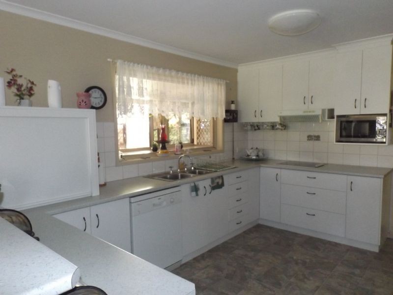 16 Matthew Court, Corowa NSW 2646