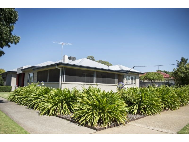 34 Vera Street, Corowa NSW 2646