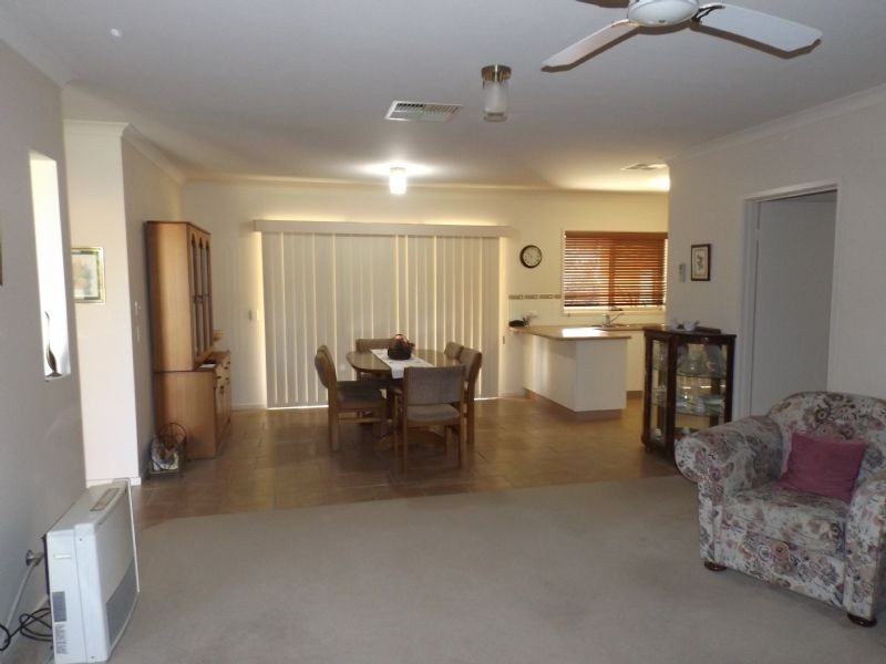 1/86 John Street, Corowa NSW 2646