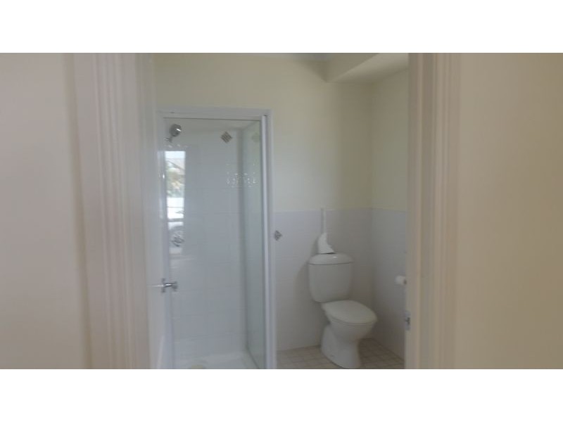 2/25 Albert Street, Corowa NSW 2646