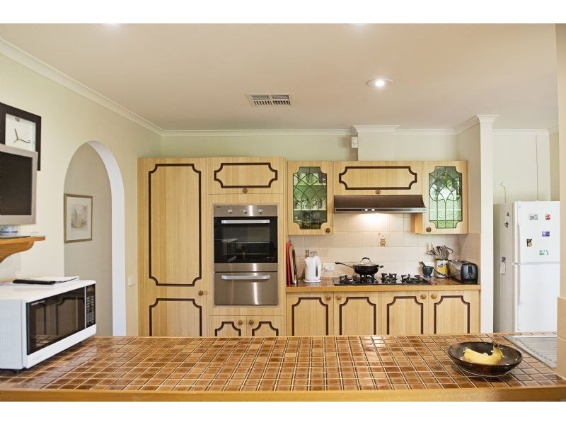 17 Banksia Drive, Corowa NSW 2646