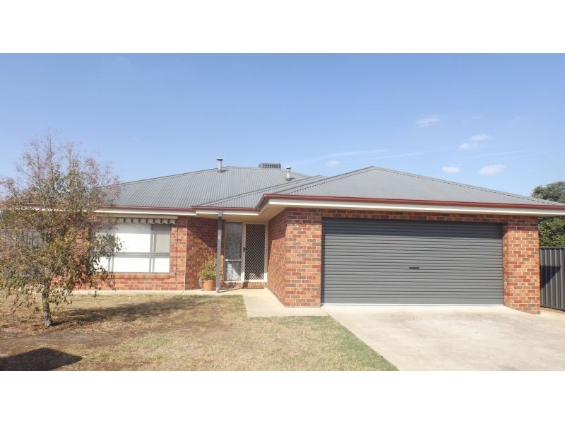 110 Katrina Court, Corowa NSW 2646