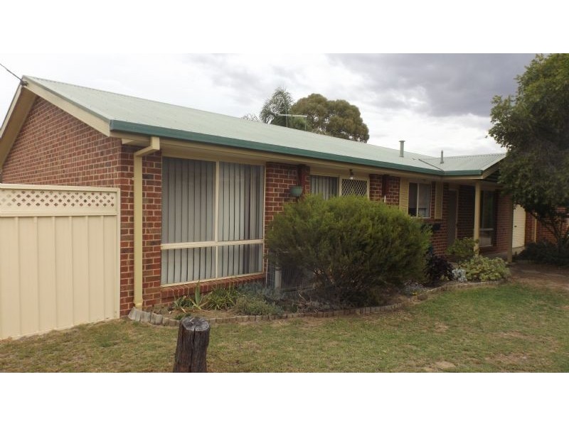 1/257 Hume Street, Corowa NSW 2646
