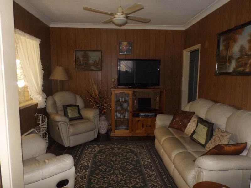 24 Hay Street, Corowa NSW 2646