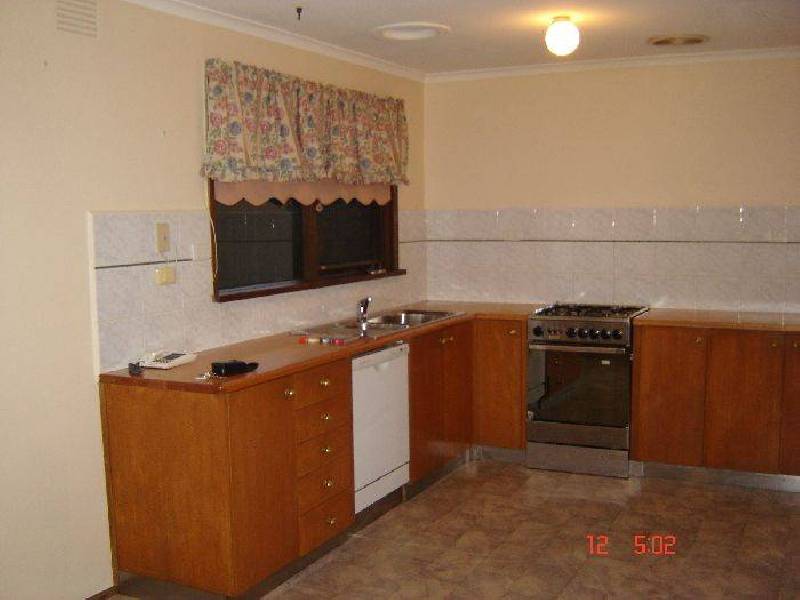 14 Chester Court, Endeavour Hills VIC 3802