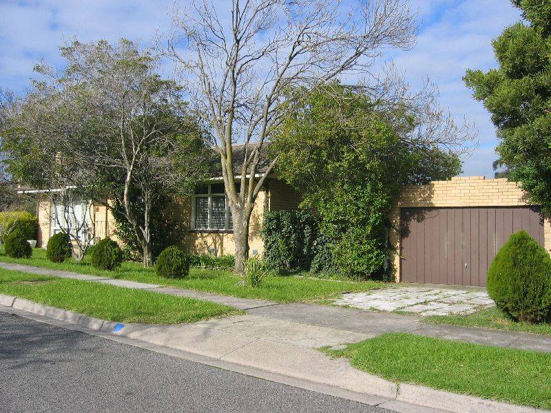 4 Goodwood Drive, Springvale VIC 3171