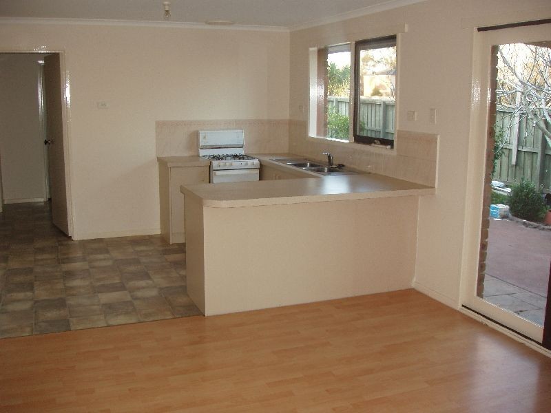 14 Tara Court, Hallam VIC 3803