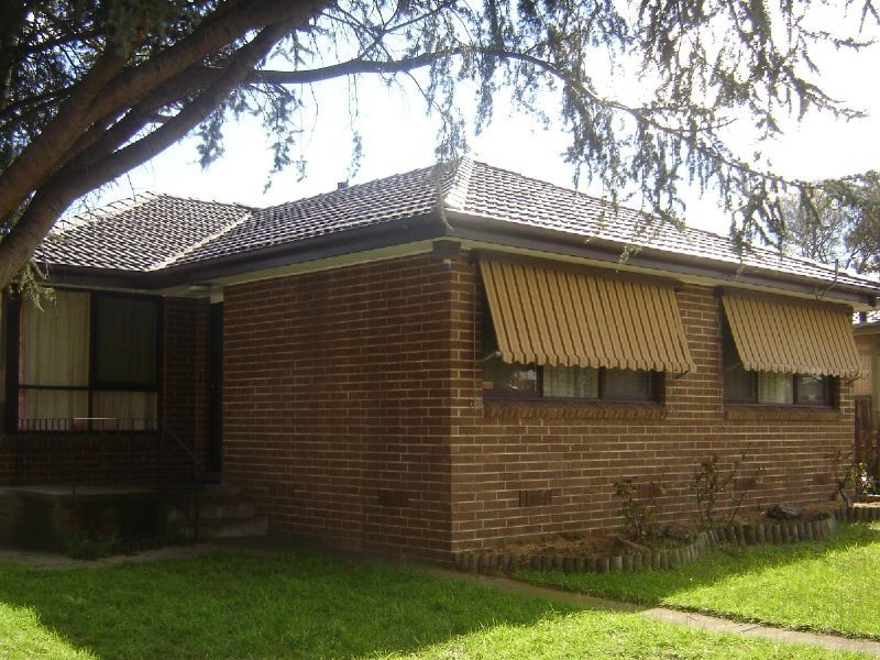 12 Cambridge Drive, Springvale South VIC 3172