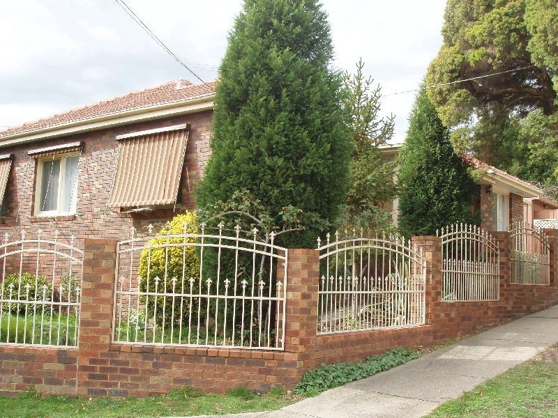 27 Alexander Avenue, Dandenong VIC 3175