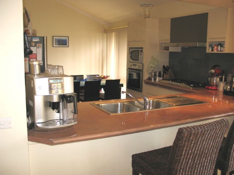 6 Raduett Court, Endeavour Hills VIC 3802