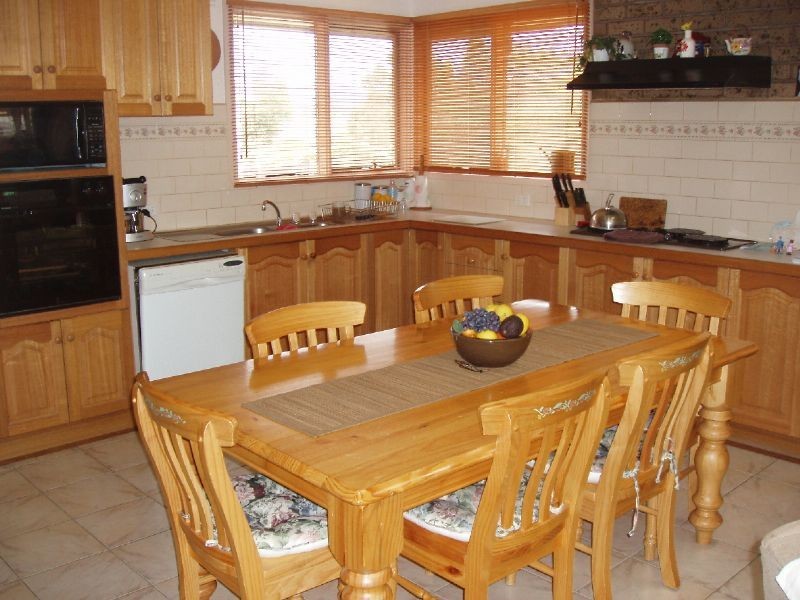 23 Somerset Drive, Dandenong North VIC 3175