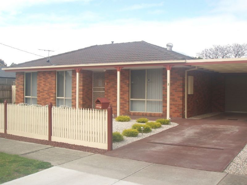 2/4 Edinborough Street, Hallam VIC 3803