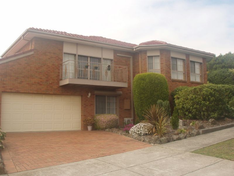 22 Chantell Ave, Endeavour Hills VIC 3802