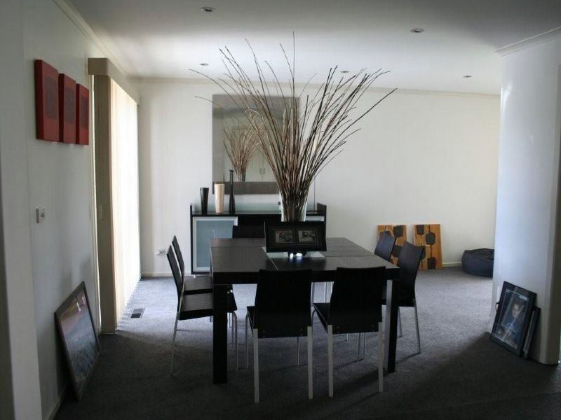 19 Arthur Phillip Drive, Endeavour Hills VIC 3802