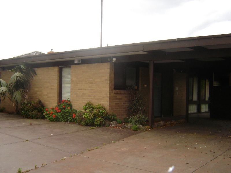 15 Axel street, Dandenong VIC 3175