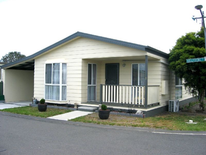 17 Hollydene Court, Dandenong South VIC 3175