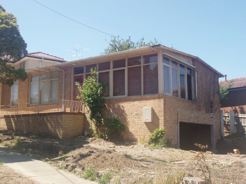 29 Alexander Ave, Dandenong VIC 3175