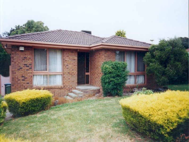 212 James Cook Drive, Endeavour Hills VIC 3802