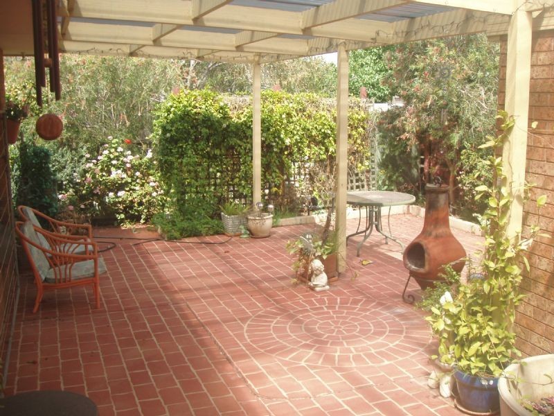 3/160 Gladstone Road, Dandenong North VIC 3175