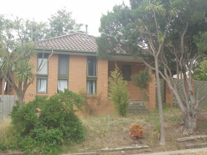 139 James Cook Drive, Endeavour Hills VIC 3802