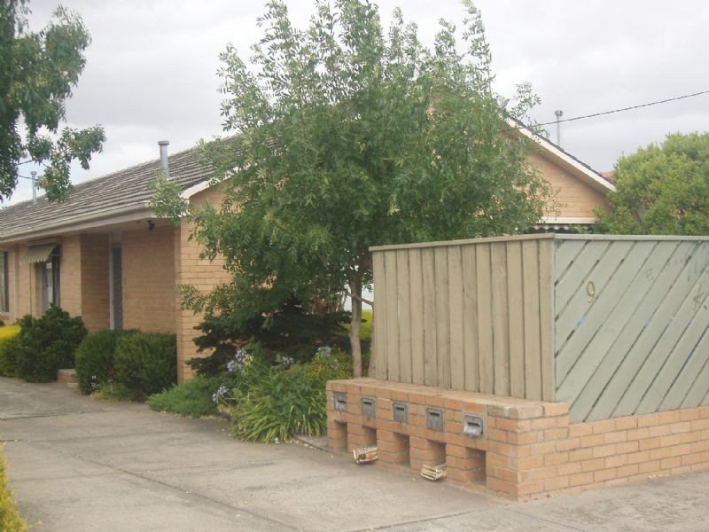 1/9 Brunet Street, Dandenong North VIC 3175