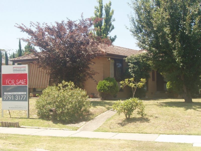 13 Amalfi Drive, Endeavour Hills VIC 3802