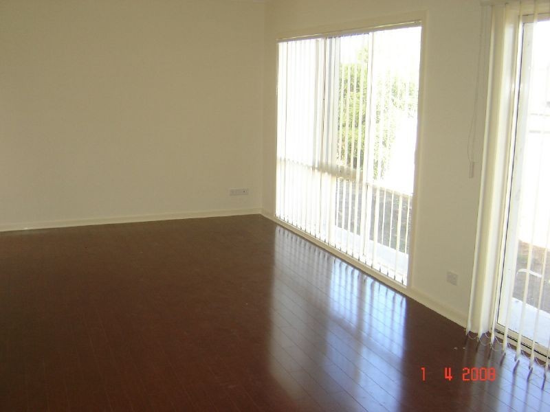 3/30 First Avenue, Dandenong North VIC 3175