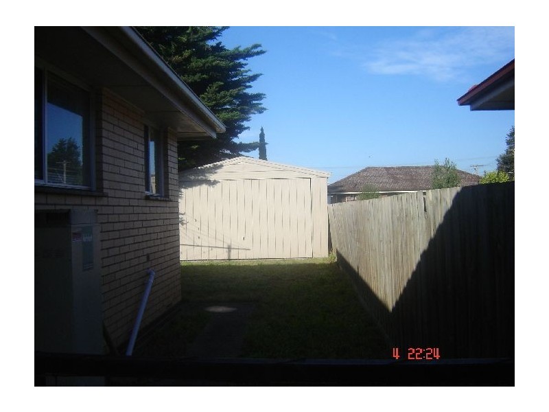 2/25 Edinborough Street, Hallam VIC 3803