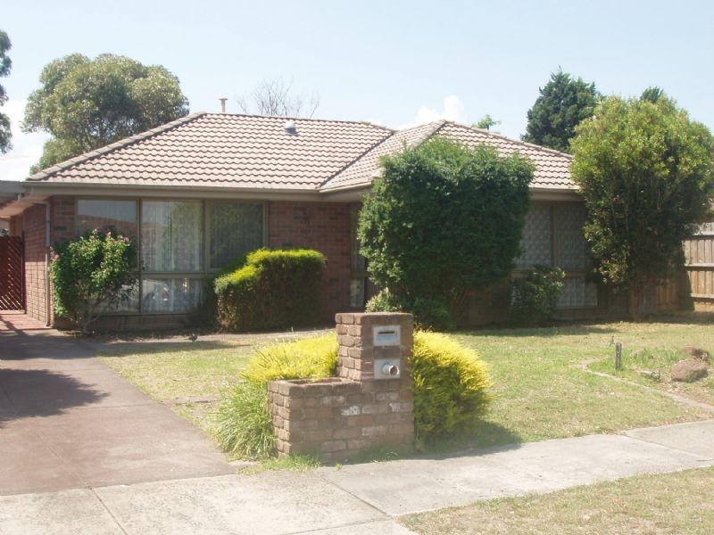 29 Greenacre Crescent, Narre Warren VIC 3805