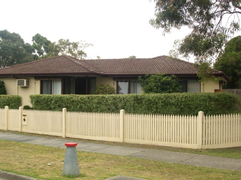 28 Heatherton Road, Endeavour Hills VIC 3802