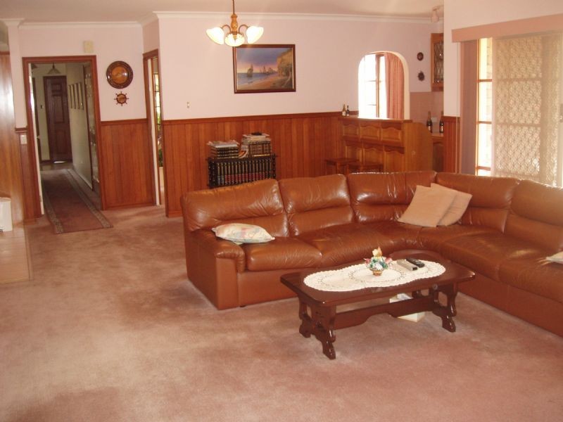 44 McKeon Circuit, Dandenong North VIC 3175