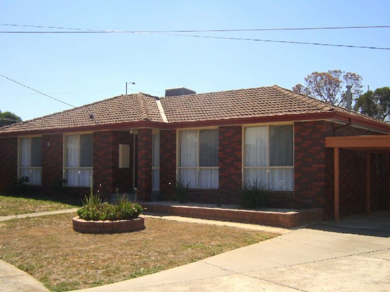 6 Brott Court, Dandenong North VIC 3175