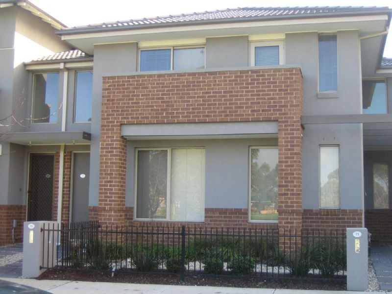 4/71 Keneally Street, Dandenong VIC 3175