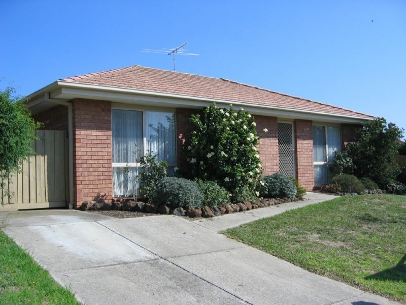 14 CUMBERLAND CHASE, Hampton Park VIC 3976