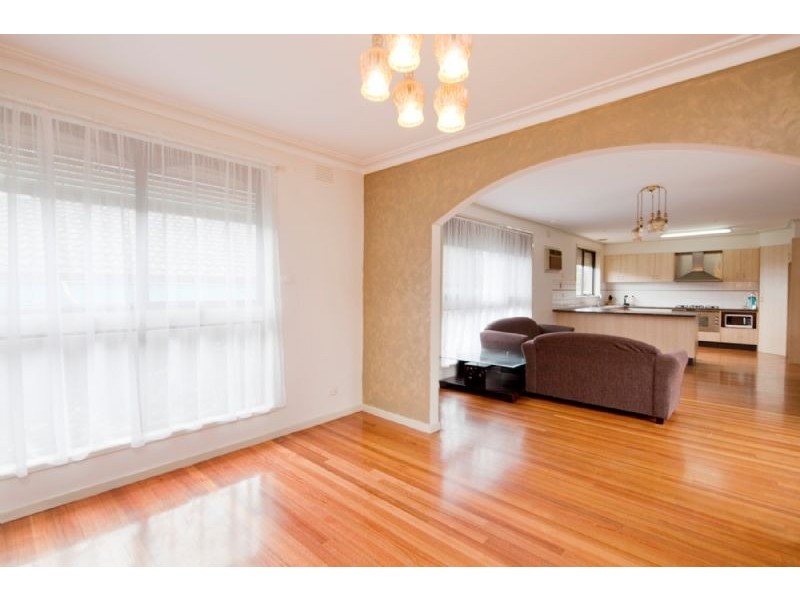 5 Oxford Crt, Dandenong North VIC 3175