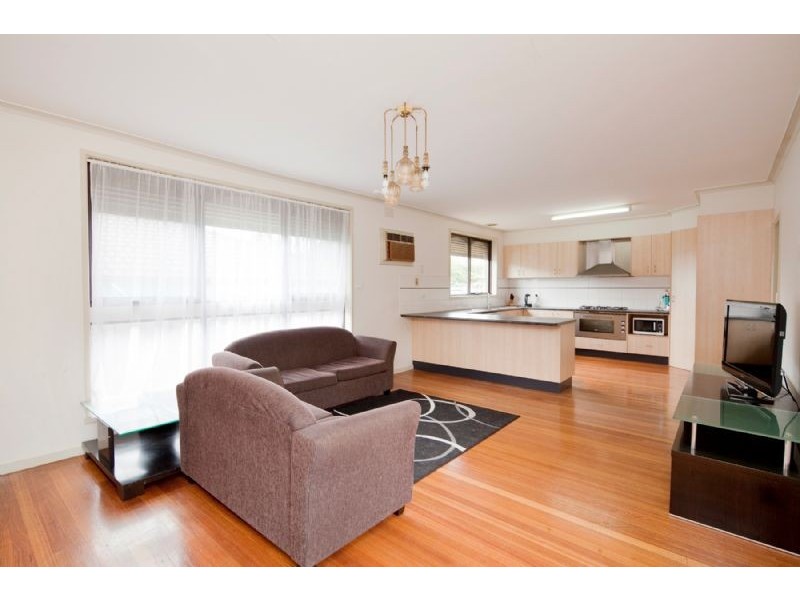 5 Oxford Crt, Dandenong North VIC 3175