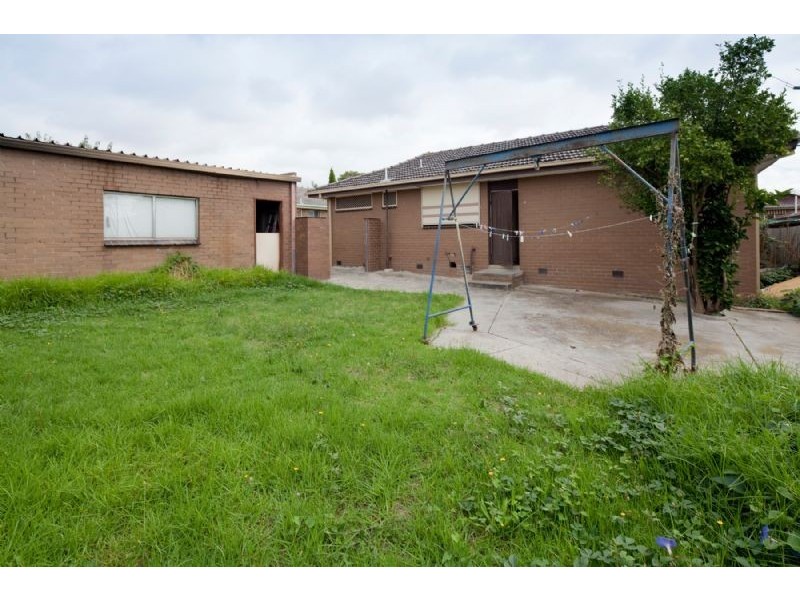 5 Oxford Crt, Dandenong North VIC 3175