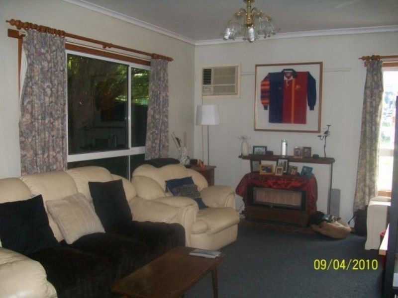 16 Almond Drive, Doveton VIC 3177