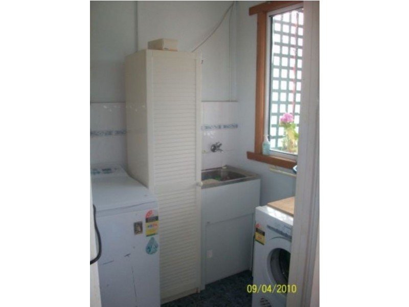 16 Almond Drive, Doveton VIC 3177