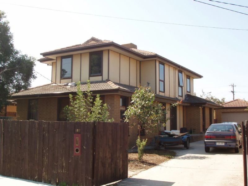 157 BAKERS RD, Dandenong North VIC 3175
