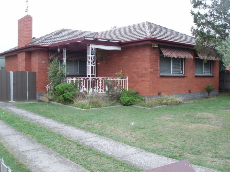 42 ALBERT ROAD, Hallam VIC 3803