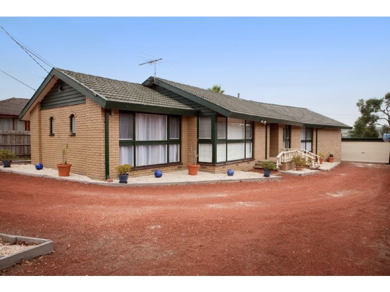 8 Cardigan Street, Endeavour Hills VIC 3802