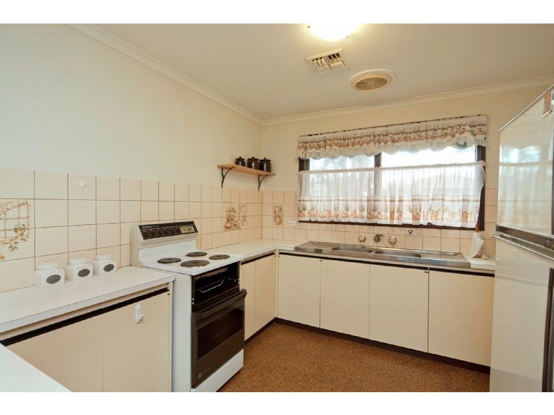 363 Gladstone Road, Dandenong North VIC 3175
