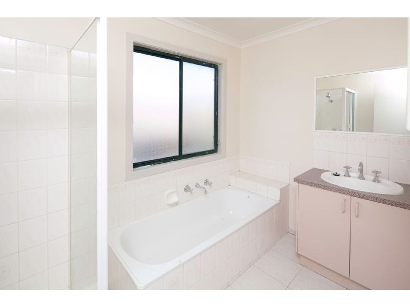 36 JACARANDA STREET, Doveton VIC 3177