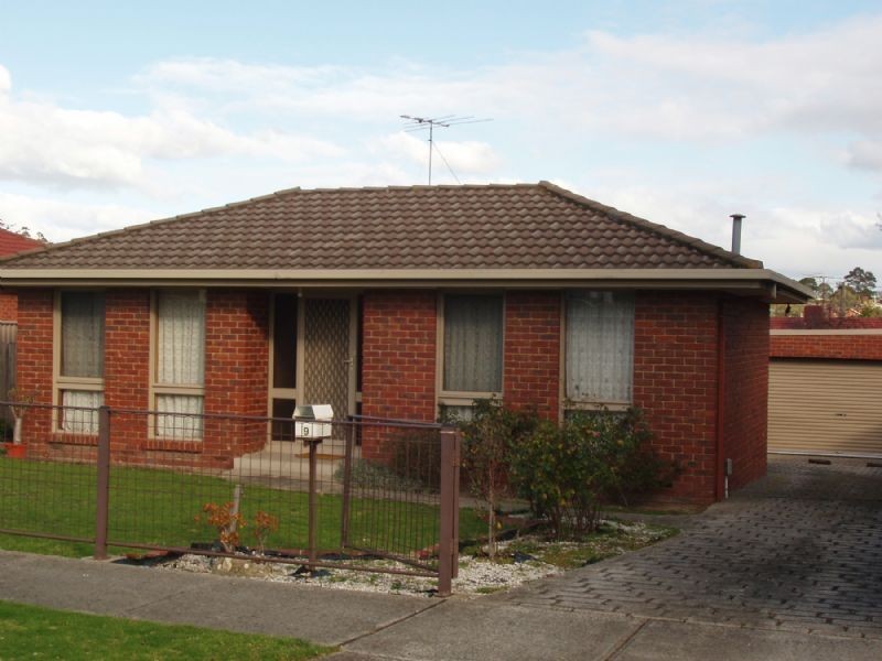 9 Debbie Close, Doveton VIC 3177