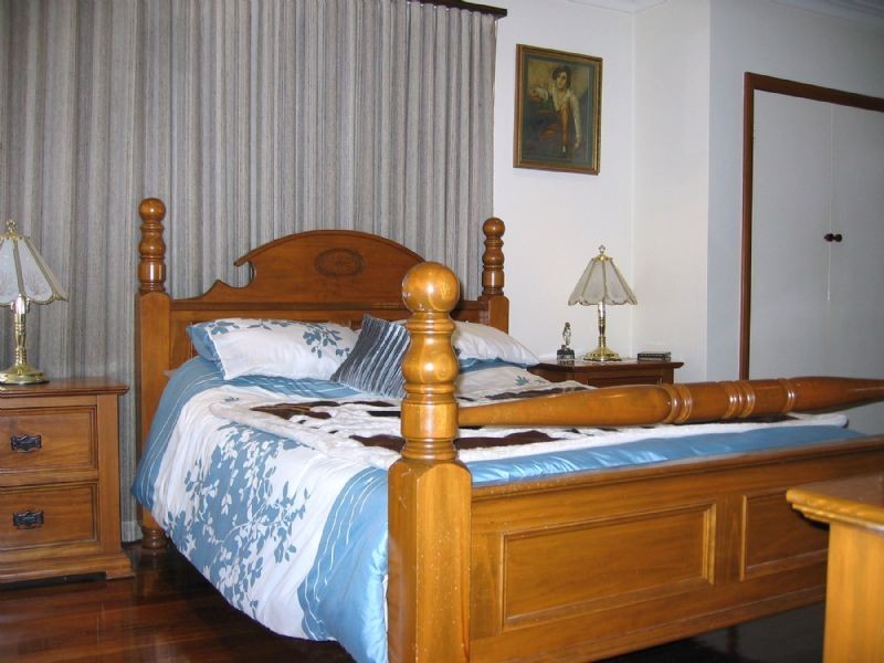 24 OUTLOOK DRIVE, Dandenong North VIC 3175