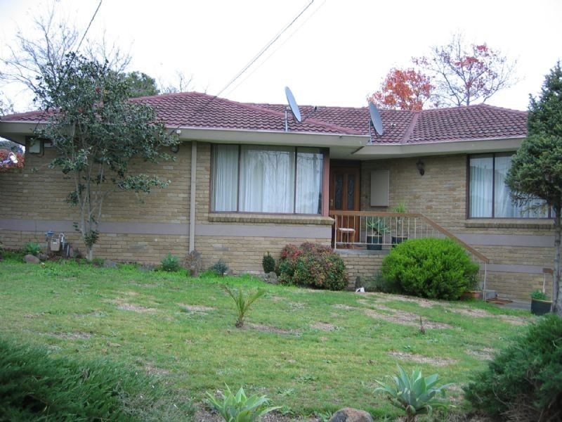 24 OUTLOOK DRIVE, Dandenong North VIC 3175